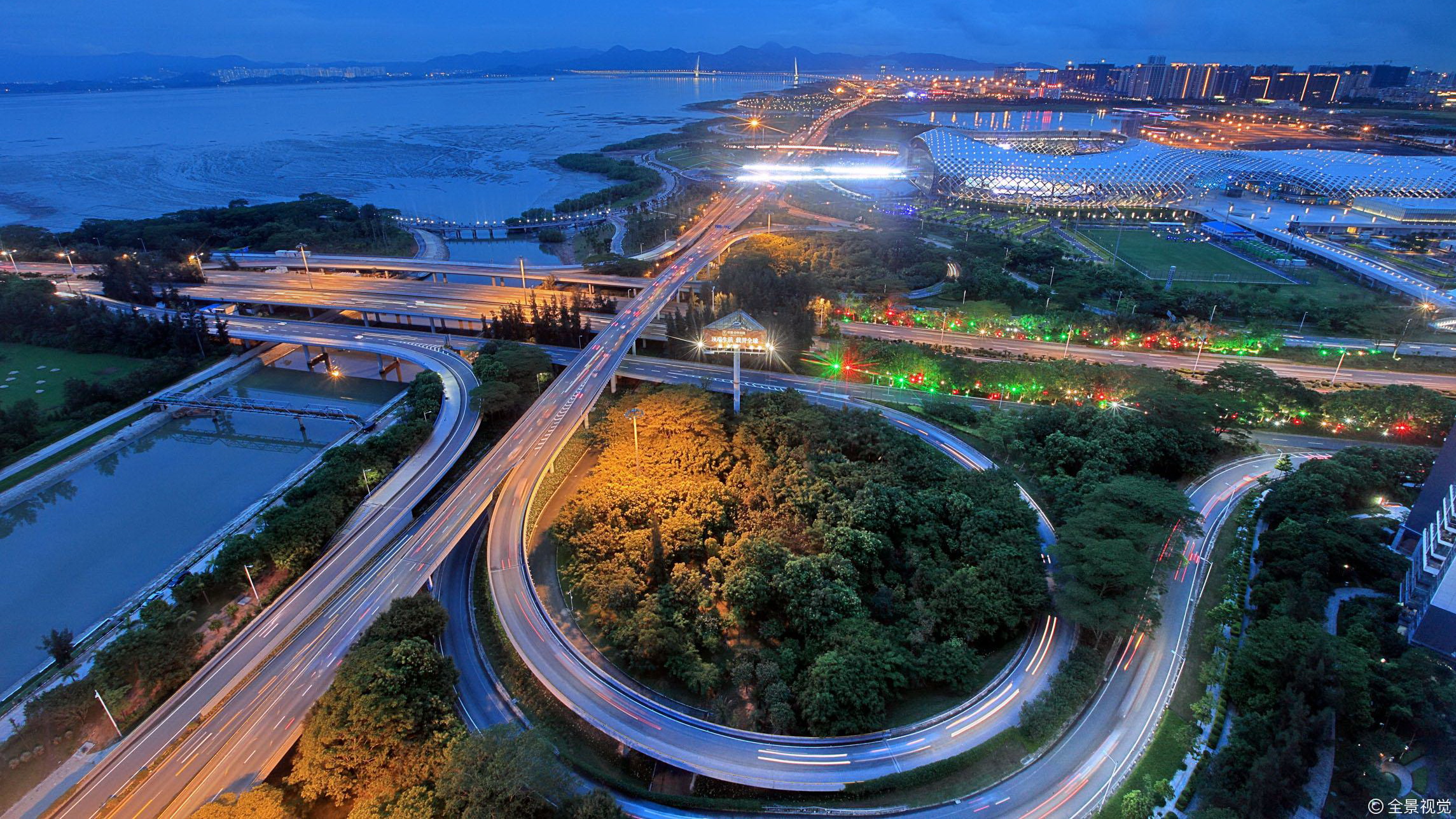 法治引领深圳乘风破浪