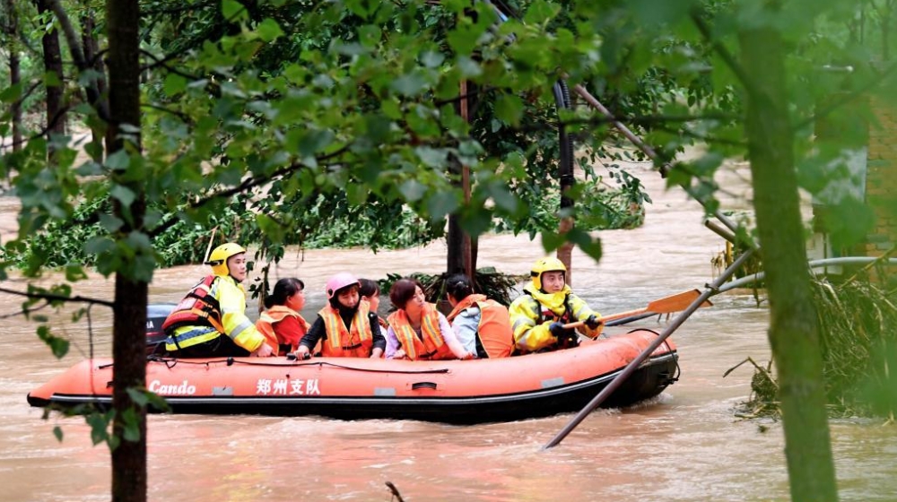 一亿元或者一扇打开的门 都是值得致敬的英雄！