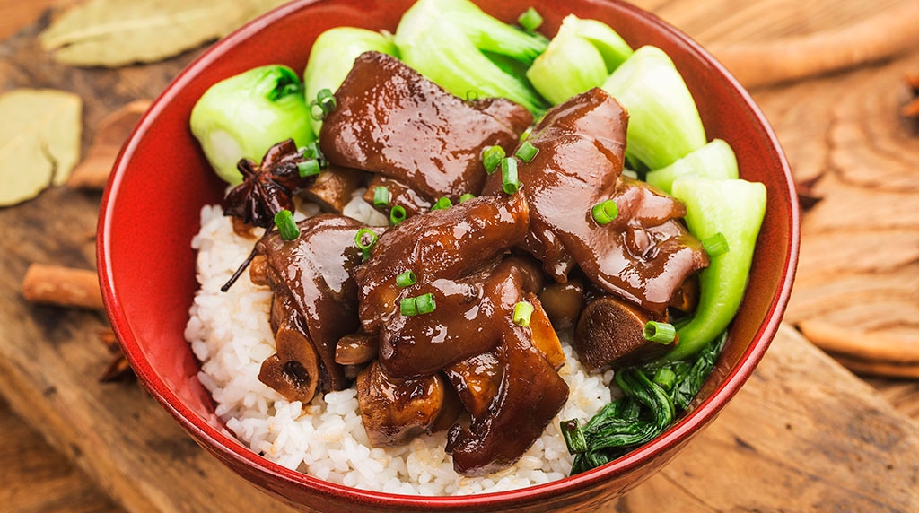 疗愈心灵的，可能只是一份平凡的猪脚饭