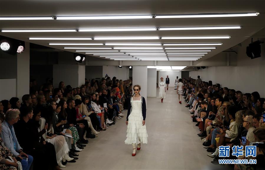 (国际)(5)2020伦敦春夏时装周开幕