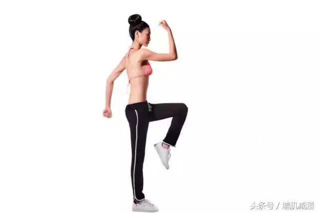 不爱出门运动?原地跑步也能减脂!