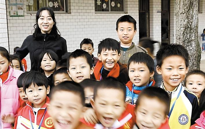 贺婕：“我要点亮孩子们心中的艺术梦”